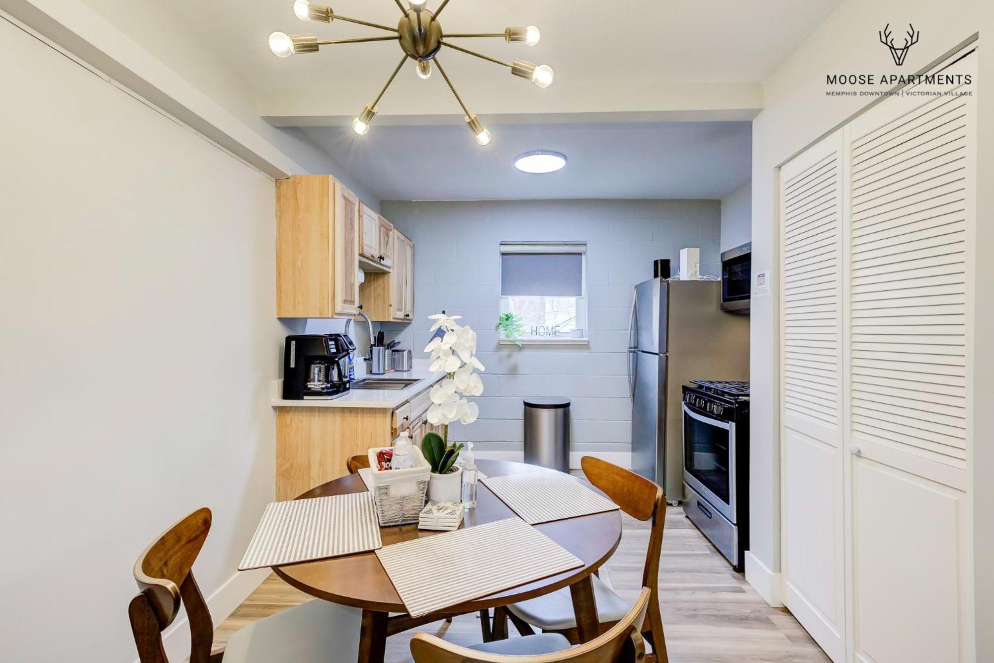 Appartement The Moose #9 - Brand New Luxe Modern Loft With Free Parking, King Bed & Fast Wifi à Memphis Extérieur photo